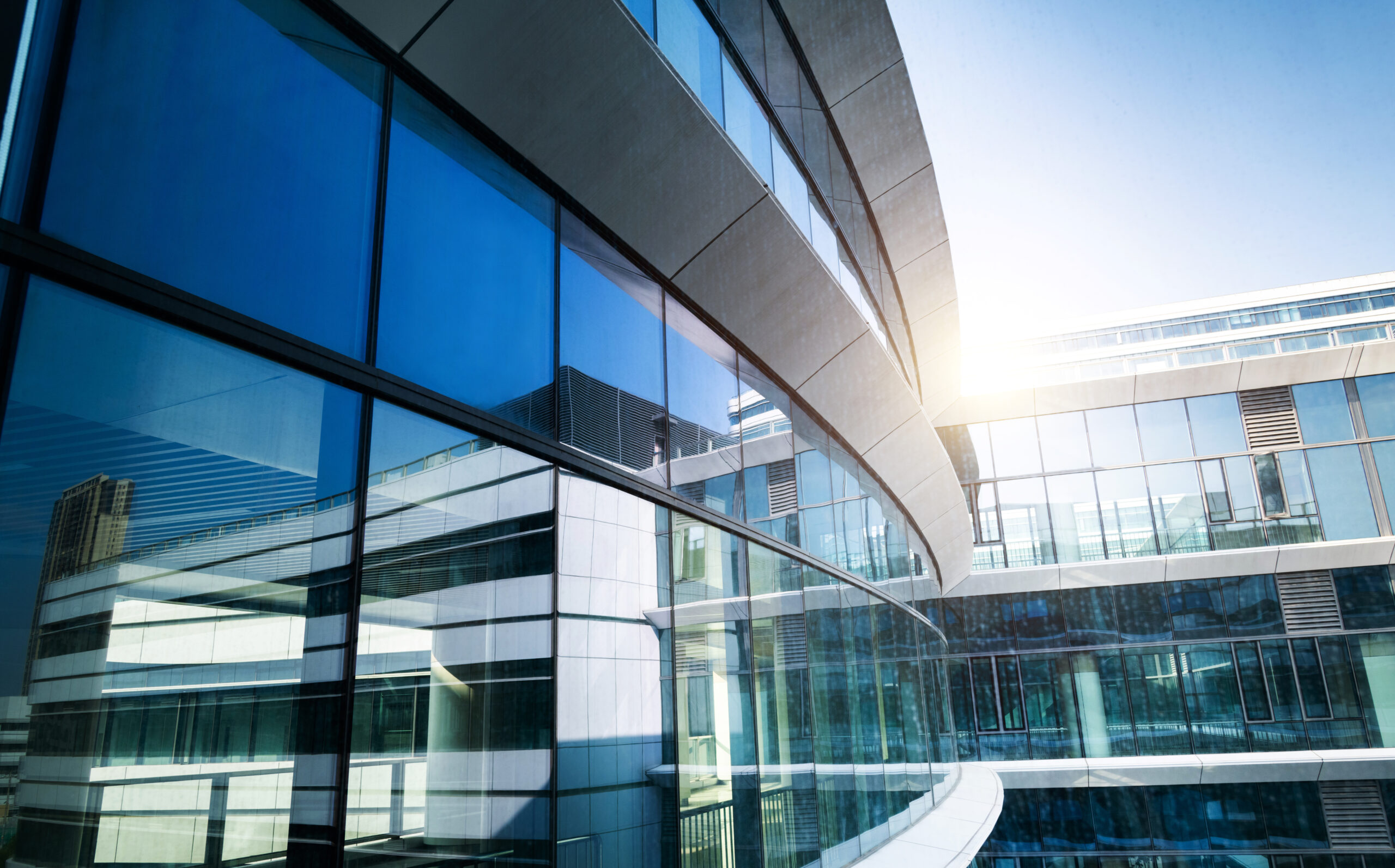 Modern internationally accredited hospital exterior — medical tourism in Türkiye